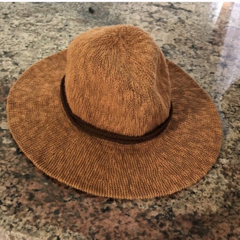 FP hat - Picture 2 of 4